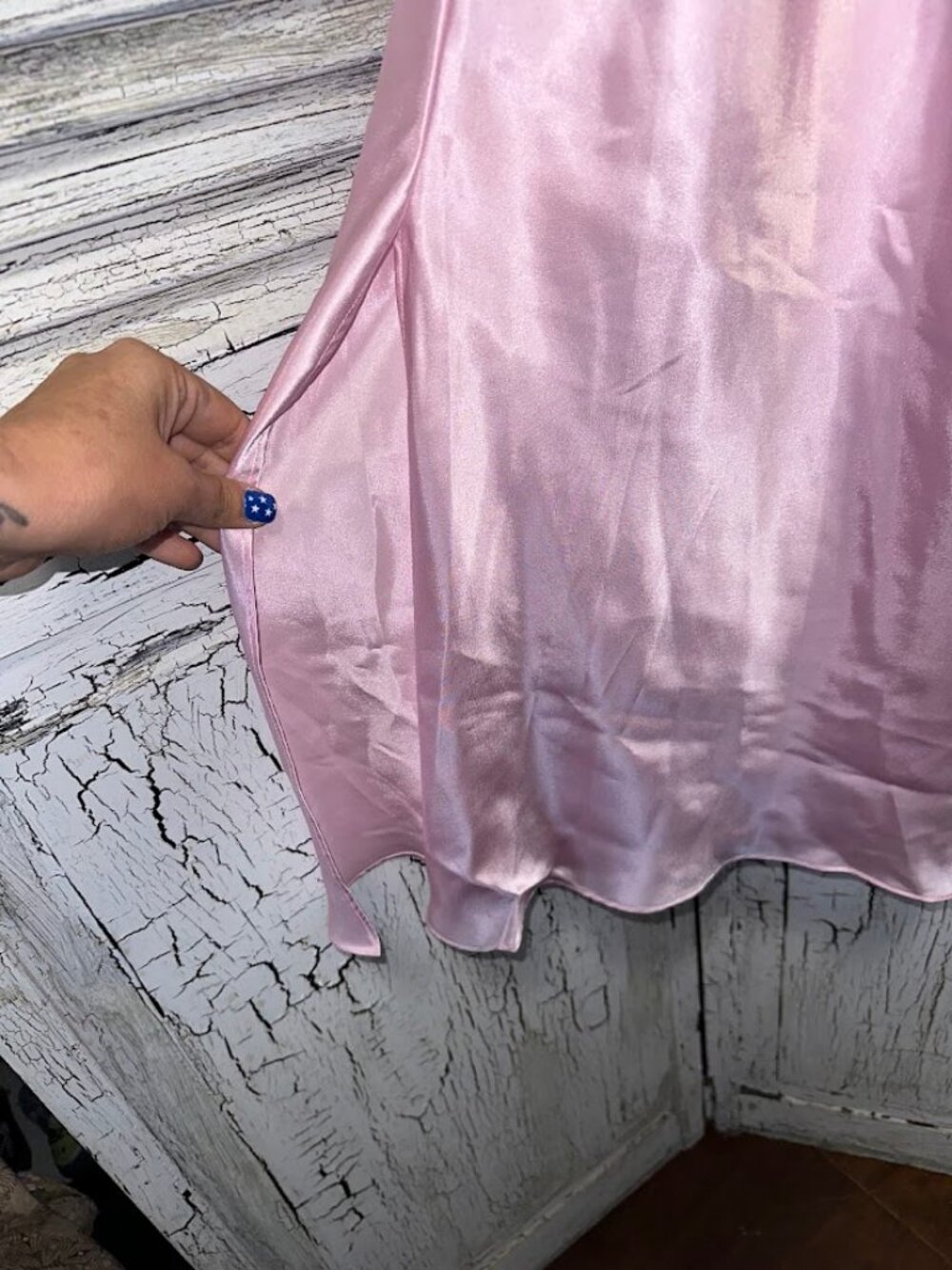 Vintage Secret Treasures Silky Pink Embroidered Roses Maxi Nightgown Size XL - Picture 3 of 4